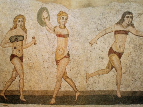 3. sajandist pärit mosaiik palli mängivatest naisatleetidest Sitsiilias Piazza Armerina linna lähistel asuvas Villa Romana del Casales. Foto: Yann Forget / Wikipedia