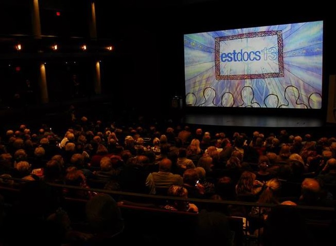 Eesti-teemalise dokfilmifestivali EstDocs 2013 galaõhtu Torontos. Foto: Kaarin Lupp