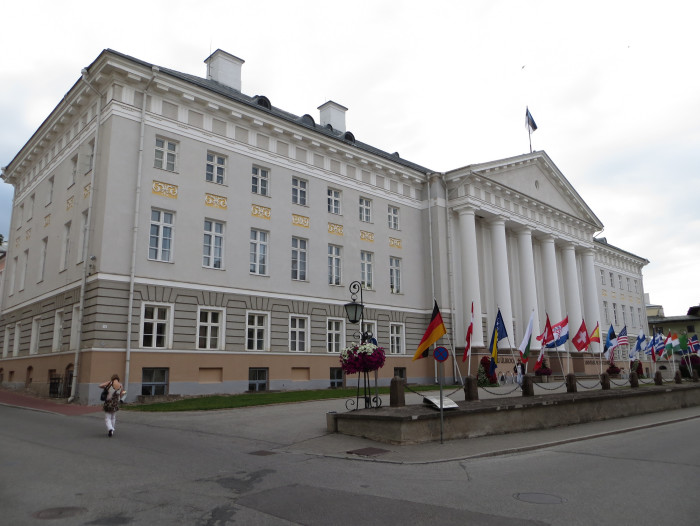 Tartu Ülikooli peahoone. Foto: Flickri kasutaja Bernt Rostad (CC BY 2.0)