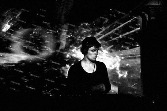 DJ-ankeet: Mowka