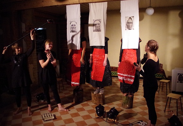 8. novembril etendub Tallinnas Taarka Pärimusteatri lavastus „Leelo otsib setot”