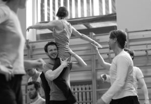 Projektiteatrite ümarlaud ehk Tulebki olla natuke taksojuht ja natuke näitleja