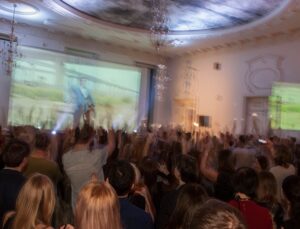 Volbriöö NO99-s möödub tantsu vihtudes