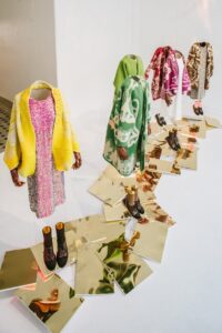 Riidekapp või vitriin – kuhu riputada moekunsti?