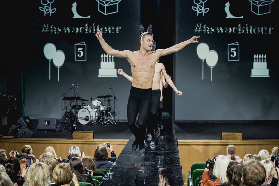 Ooterežiimil moeväli Tallinn Fashion Weekil