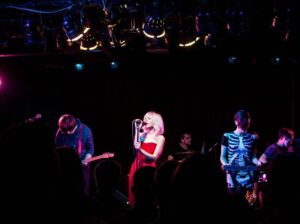 Alex Kelman ja Müürileht kütavad uuele aastale hoo sisse