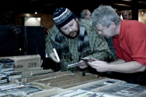 Plaaditurg toob olulise osa kodumaisest muusikatööstusest kord kuus Sinilinnu seinte vahele