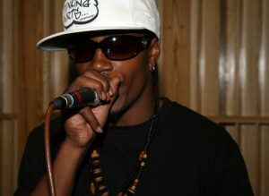 Dubshack tähistab oma 7. sünnipäeva Killa P riimirahega