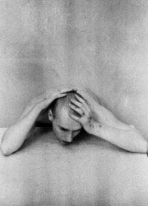 Kumus avatakse näitus kaasaegsest gootikast