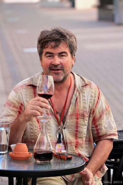 Tuglase novelliauhinna värske laureaat Mart Kivastik esitleb uut novellikogu