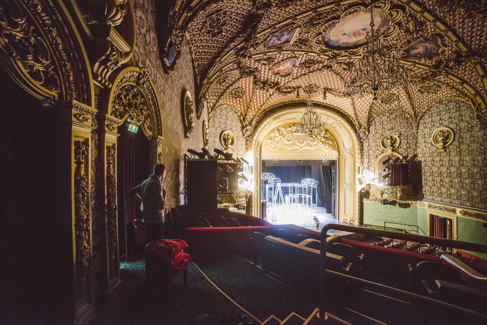 Kirsiaed õitseb. Прогулка Vene Teatris