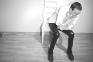 Normaalsuse talumatu kergus. Intervjuu rin la’ga