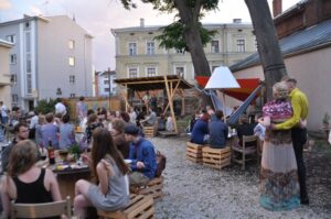 Anna hoogu: kultuurihoovi Uus Õu avamine kolmandaks hooajaks