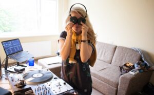 Karlova Raadio 63. saade