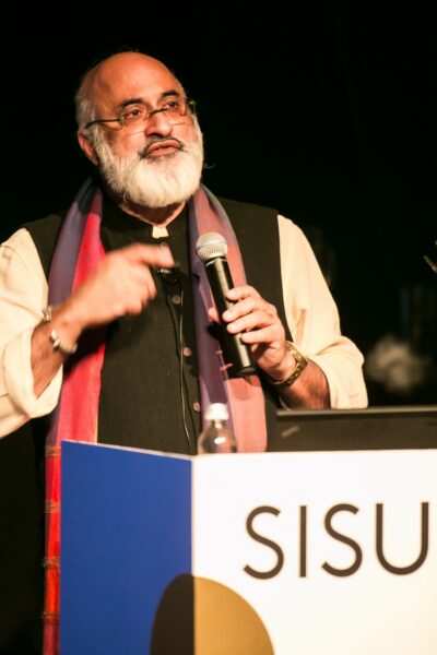 Mitte ehitaja, vaid ühiskonna heaks. Intervjuu arhitekt Karan Groveriga