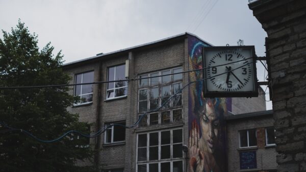 V&auml;ike maailm suure maailma sees