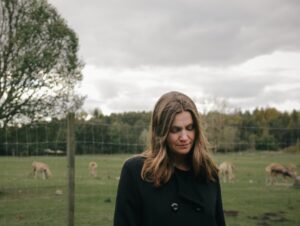 T&auml;nane sooduspakkumine: inimsuhted kaaluhinnaga