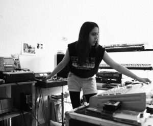 Lekkeri uue peosarja Flamingo esimeseks külaliseks on Helena Hauff