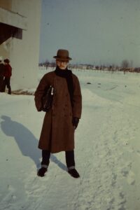 See k&uuml;mnend andnud murev&auml;sind h&auml;&auml;le. Intervjuu (:)kivisildnikuga