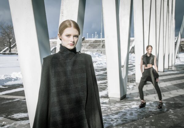 Mood-Performance-Tants: Krete Beljaev ja Manni Aia „MUST JOON”