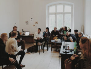 Algas vastuvõtt galeristide meistrikursusele