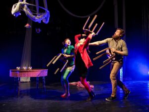 Nüüdisaegne tsirkus KUMUs