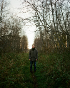 Tuhanded saared ja udune ookean. Intervjuu Mehis Heinsaarega