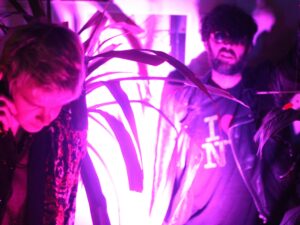 Off-Kilter kaaperdab Helikopteri