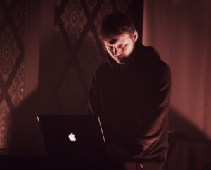 Uus eesti biit: Oudeis