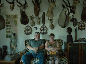 T&auml;na esilinastub S&otilde;pruses Ulrich Seidli dokumentaalfilm &bdquo;Safari&rdquo;