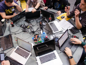 T&auml;na algab Tartus t&otilde;ej&auml;rgse ajastu hackathon