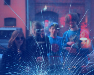 Helikopteris astub üles poola shoegaze’i bänd Evvolves