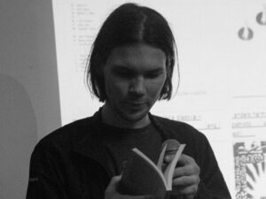 Ilmunud on Taavi Noveki „572 SkEtši NELJAS VÕTE”