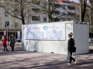 Prima Vista kutsub lugusid jutustama ja öösel luulet kuulama