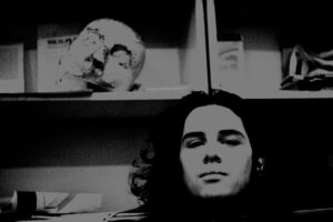 ;paranoia esitleb Eestis, Soomes ja Venemaal Serbia autori Adam Randželovitši raamatut