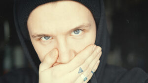 Kiirkohting: DEW8 aka Siim Parisoo