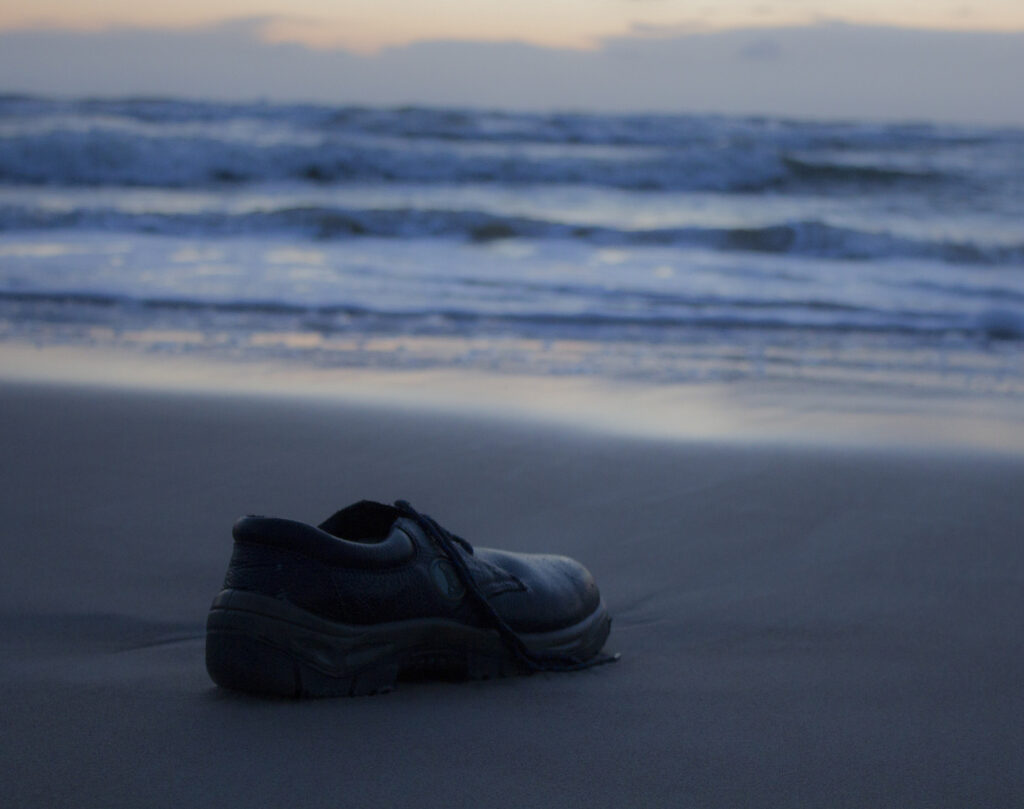 183 paari kingi suitsiidi teinud inimeste mälestuseks