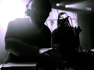 Sveta Baar võõrustab saksa eksperimentaalse tantsumuusika duot Annanan