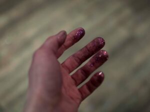 Peosari Akasha keerab ruumi pea peale