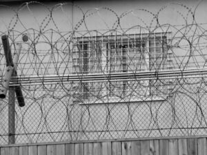 Sveta baaris räägitakse põgenike hoidmisest Harku kinnipidamisasutuses