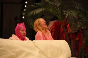 Arvustus: Kui sõnad saavad otsa ja jääb vaid hüsteeria