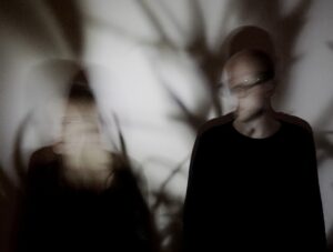 Uus eesti biit: V4R1