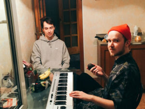 Karlova Raadio 75. saade: Luurel Varas & Endamisi Salamisi