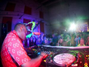 Elektroonilise tantsumuusika festival Patareiv t&auml;histab 10. s&uuml;nnip&auml;eva