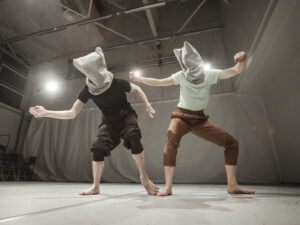 V&auml;&auml;ramatult &otilde;igustatud kehad