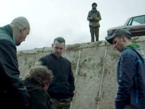 Arvustus: Esimene aadrilaskmine