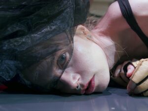 Sveta Baaris näeb poola bändi Siksa muusikafilmi „Stabat Mater Dolorosa”