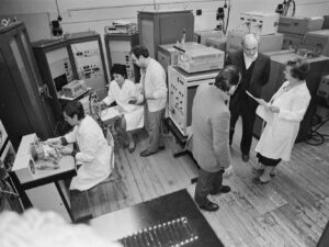 Arhitektuur raudtee, elektrotehnika- t&ouml;&ouml;stuse ja loomelinnaku teenistuses