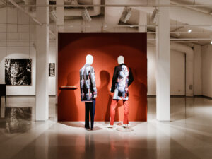 Arvustus: Nähtav ja nähtamatu kaasaegses tekstiilis