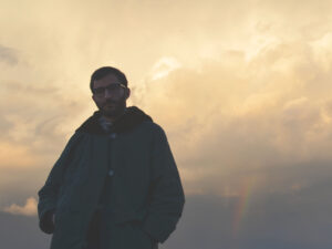 Sveta Baar alustab suvehooaega kuumalainega Casablancast